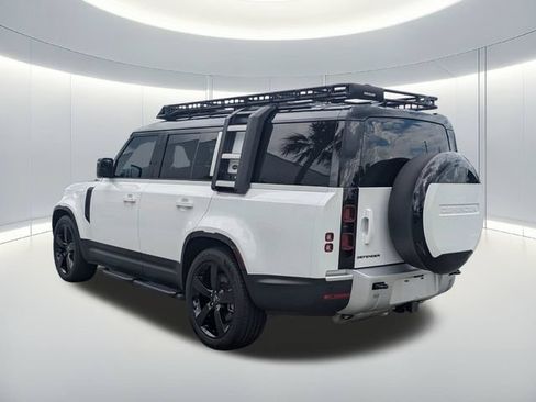 Used 2024 Land Rover Defender 130 S AWD/4WD image 4