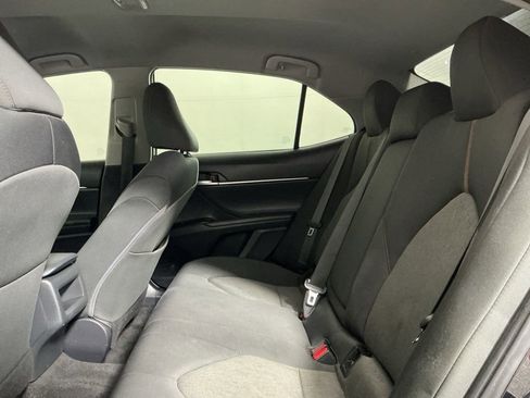 Used 2019 Toyota Camry LE FWD image 25
