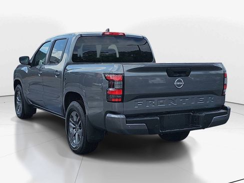 Used 2025 Nissan Frontier SV RWD image 6
