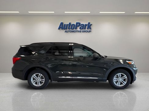 Used 2023 Ford Explorer XLT w/ Class IV Trailer Tow Package AWD/4WD image 8