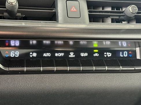 Used 2023 Lexus UX 250h FWD w/ Accessory Package (Z2) image 24