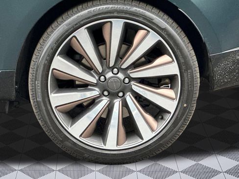 New 2026 Land Rover Range Rover SV AWD/4WD image 11