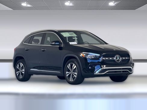 Used 2025 Mercedes-Benz GLA 250 4MATIC image 6