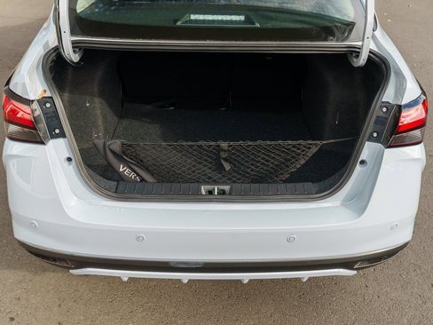 New 2025 Nissan Versa SR w/ Trunk Package image 7