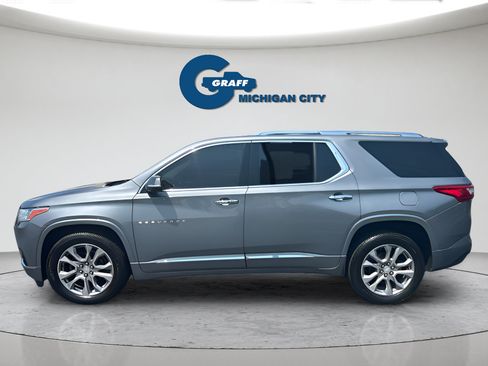 Used 2019 Chevrolet Traverse Premier AWD/4WD image 2