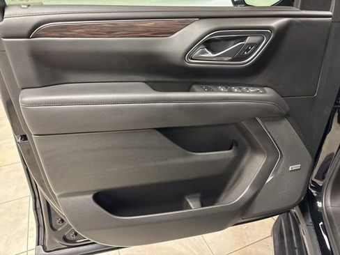 Used 2022 Chevrolet Tahoe LT w/ LT Signature Plus Package image 16