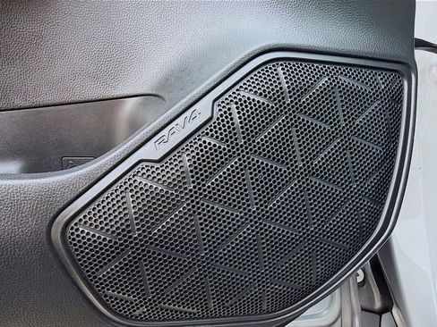 Used 2023 Toyota RAV4 LE image 22