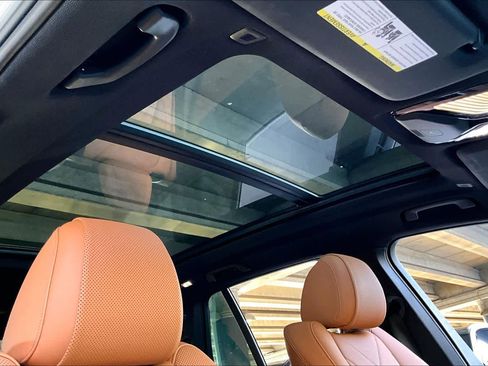 Used 2023 BMW X5 xDrive40i image 13