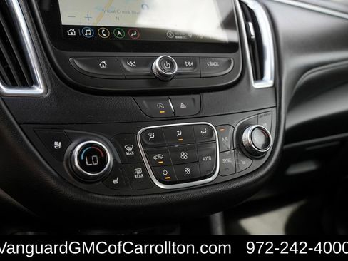 Used 2024 Chevrolet Malibu LT image 19