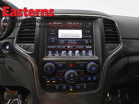 Used 2017 Jeep Grand Cherokee Altitude AWD/4WD image 12