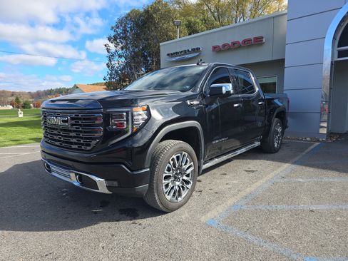 Used 2024 GMC Sierra 1500 Denali Ultimate image 8