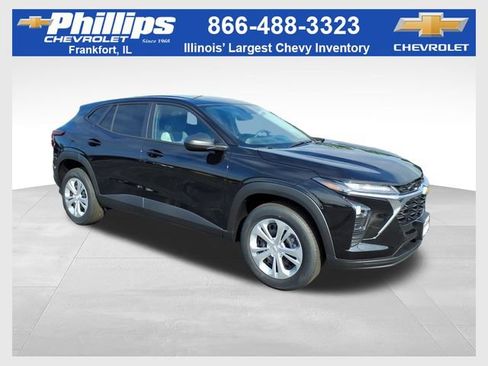 New 2026 Chevrolet Trax LS FWD image 1