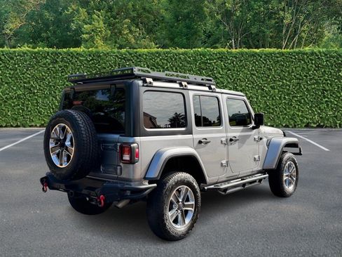 Used 2019 Jeep Wrangler Unlimited Sahara w/ Uconnect 4C Nav & Sound Group AWD/4WD image 3