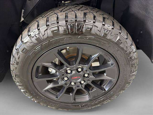Used 2025 Toyota Tundra SR5 w/ SR5 Premium Package AWD/4WD image 12
