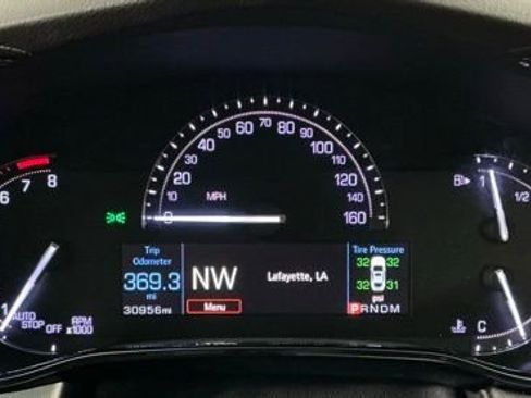 Used 2019 Cadillac CTS Luxury RWD image 16