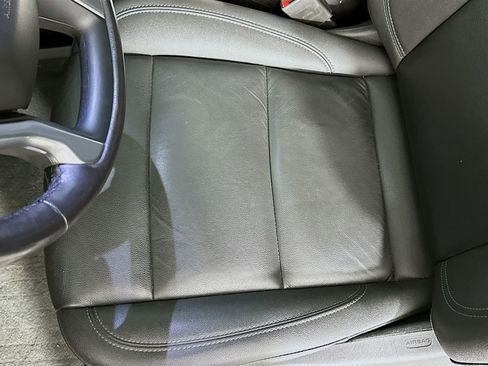 Used 2022 Chevrolet Silverado 1500 LT Trail Boss w/ Convenience Package II image 21