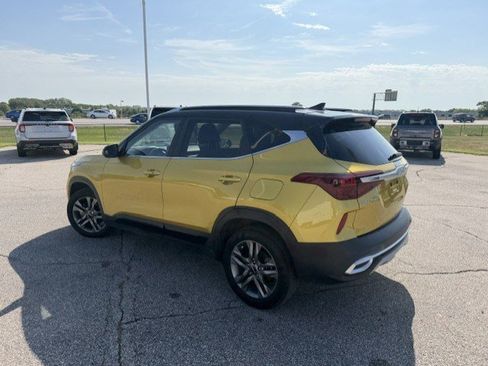 Used 2022 Kia Seltos S AWD/4WD image 7