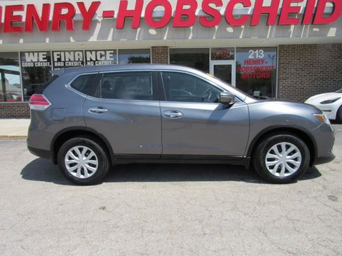 Used 2015 Nissan Rogue S AWD/4WD image 9