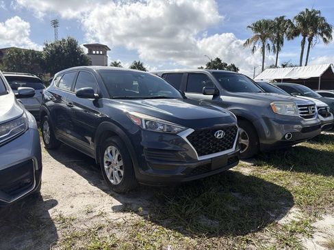 Used 2019 Hyundai Tucson SE FWD image 1
