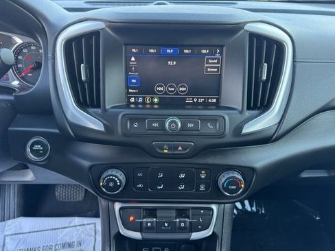 Used 2024 GMC Terrain SLE image 14