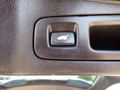 Used 2021 Honda CR-V EX-L image 9