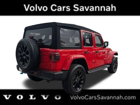 Used 2024 Jeep Wrangler Unlimited Sahara image 5