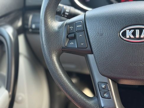 Used 2013 Kia Sorento LX AWD/4WD image 14