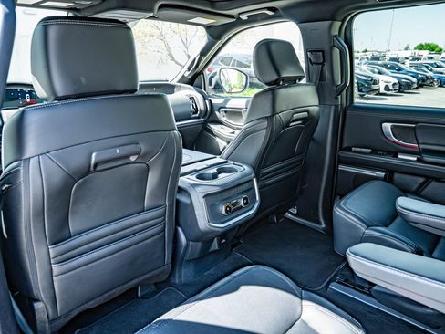 Used 2025 Ford Expedition Max Platinum w/ Stealth Appearance Package AWD/4WD image 35