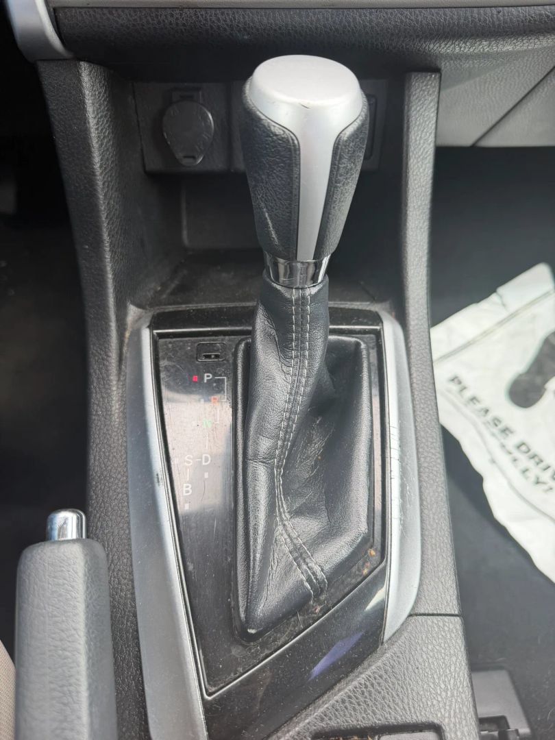 Used 2017 Toyota Corolla LE w/ LE Premium Package FWD image 24
