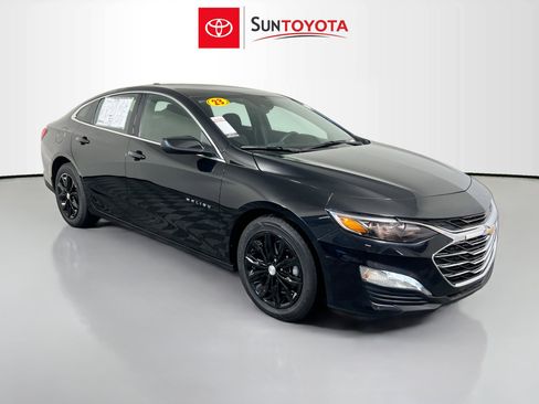 Used 2023 Chevrolet Malibu LT image 1