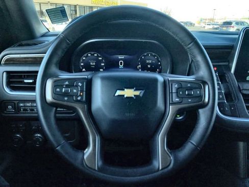Used 2024 Chevrolet Suburban High Country image 14