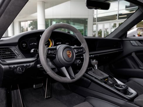 Used 2023 Porsche 911 GT3 RWD image 47