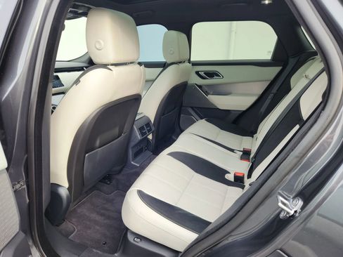 Used 2020 Land Rover Range Rover Velar R-Dynamic S image 17