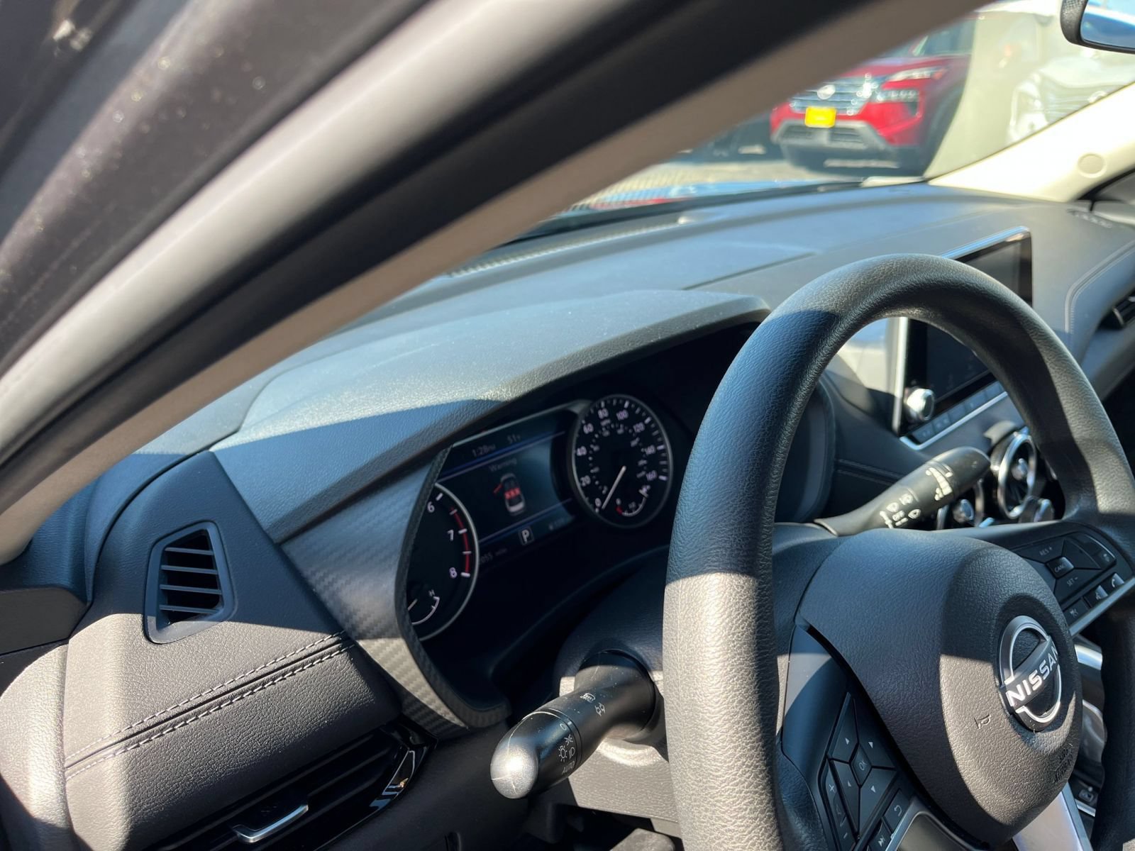 Used 2025 Nissan Sentra SV FWD image 33