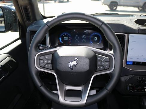 New 2025 Ford Bronco Outer Banks image 11