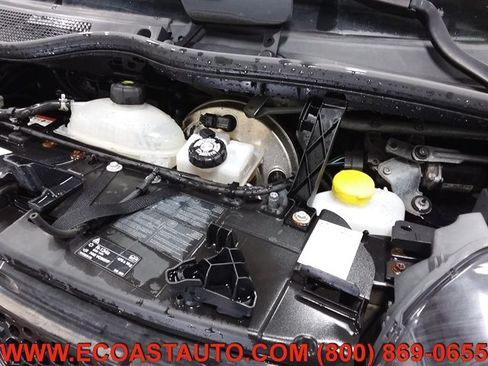 Used 2016 smart fortwo passion image 9