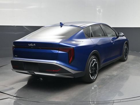 Certified 2025 Kia K4 EX FWD image 28