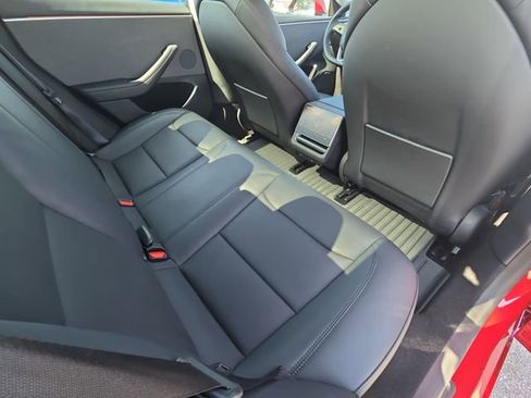 Used 2025 Tesla Model 3 Long Range image 11