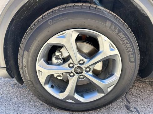 Used 2025 Ford Escape ST-Line w/ Equipment Group 301A FWD image 16