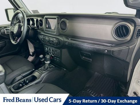 Used 2022 Jeep Wrangler Unlimited Sport image 30