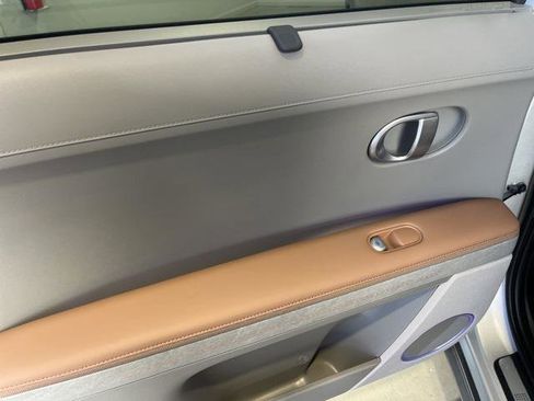 New 2024 Hyundai Ioniq 5 Limited image 26