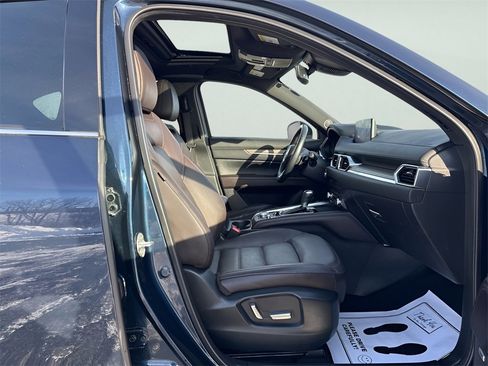 Used 2020 MAZDA CX-5 Signature image 10