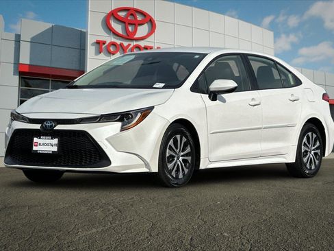 Used 2022 Toyota Corolla LE image 7