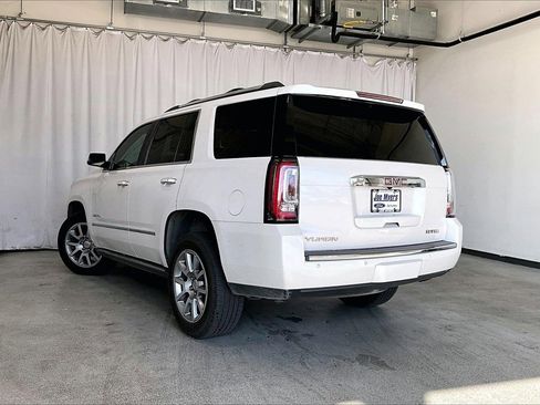 Used 2020 GMC Yukon Denali image 5