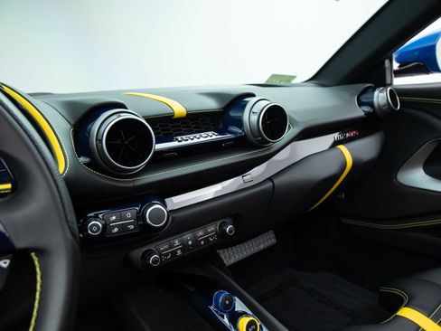 Certified 2021 Ferrari 812 GTS RWD image 31
