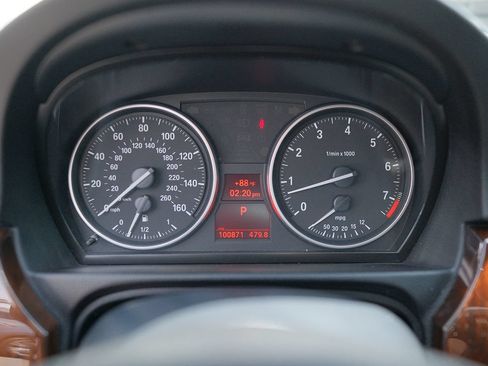 Used 2011 BMW 328i Sedan RWD image 17