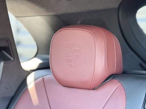 New 2025 Porsche Cayenne GTS image 24