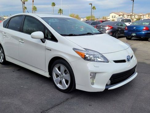 Used 2012 Toyota Prius Five image 7