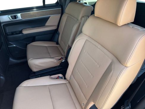 New 2026 Hyundai Santa Fe Limited FWD image 13