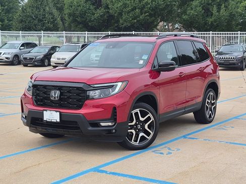Used 2023 Honda Passport Elite image 2